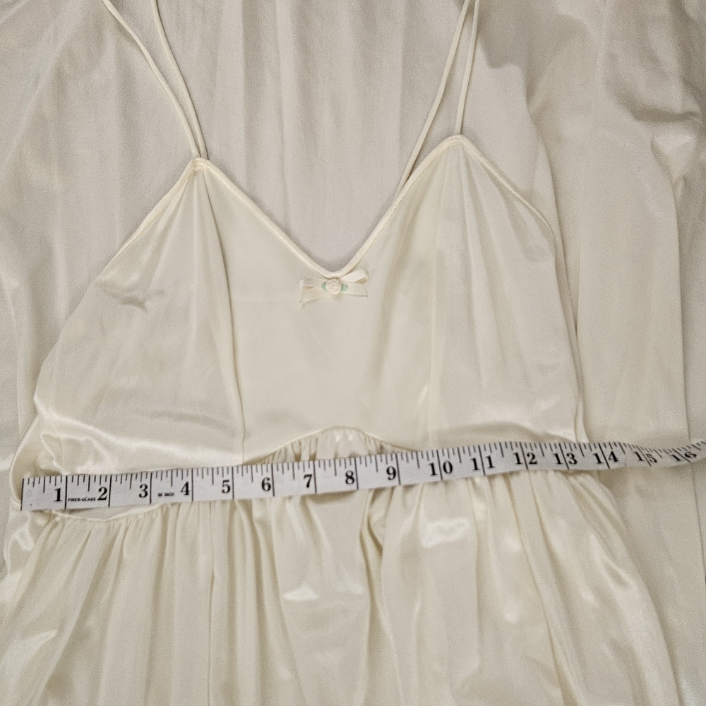 Val mode vintage nightgown - Picture 13 of 13